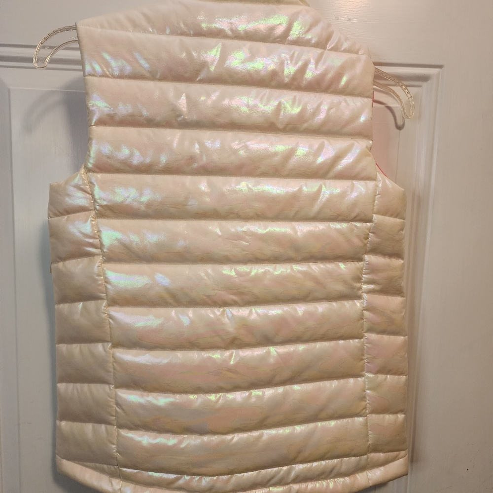 Nwt Idealogy Girls Iridescent Puffer Vest - Picture 2 of 5